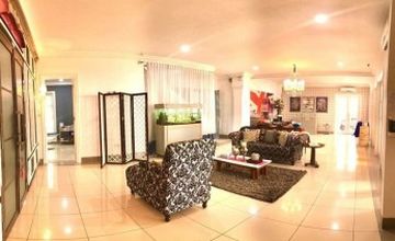 Compare Reviews, Prices & Costs of Gynecology in Jakarta at LIPS Clinic | M-I6-13