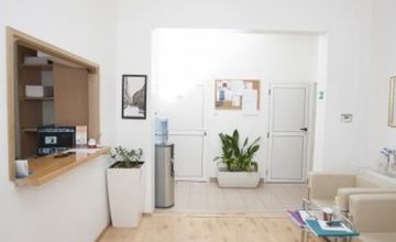 Compare Reviews, Prices & Costs of Urology in Hvar at Poliklinika Mešter | M-CP1-11