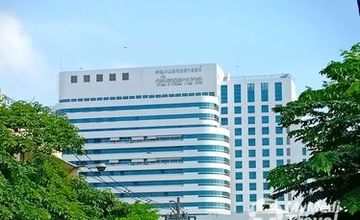 Compare Reviews, Prices & Costs of Pediatrics in Bangkok at Wachira Phayaban Hospital | M-BK-195