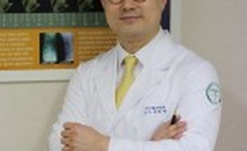 Compare Reviews, Prices & Costs of Colorectal Medicine in Seoul at Ideal Wellness Chiropractic Center in Itaewon Seoul | M-SO8-81