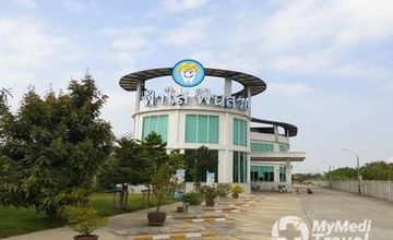 Compare Reviews, Prices & Costs of Dentistry in Pathum Thani at Fah Sai Fun Suay | M-PT-51