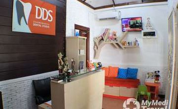 Compare Reviews, Prices & Costs of Dentistry Packages in Jakarta at Dharmawangsa Dental Studio | M-I6-178