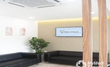 Compare Reviews, Prices & Costs of Dentistry in Malaysia at The Smile Dental Lounge | EAEFA7