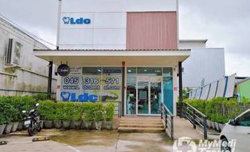 Compare Reviews, Prices & Costs of Dentistry in Surin at LDC Dental อุบลราชธานี | C5D32F