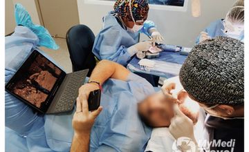 Compare Reviews, Prices & Costs of Hair Restoration in Panama at DHI Panama | 5BFF46