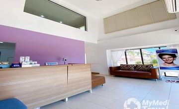 Compare Reviews, Prices & Costs of Dentistry in Koh Samui at Smile Station Dental Clinic, Lamai | M-KS-26