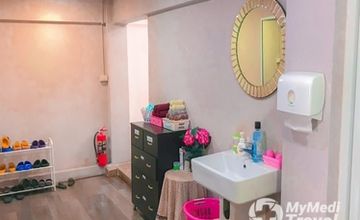 Compare Reviews, Prices & Costs of Cosmetology in Pattaya at Jirakorn Clinic, Pattaya | M-PA-70