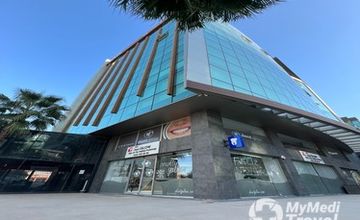 Compare Reviews, Prices & Costs of Dentistry in Izmir at Dent Glow Clinic | 53258A