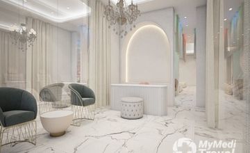 Compare Reviews, Prices & Costs of Hair Restoration in Phuket at Doctor B Clinic Beauty and Surgery | M-PH-62