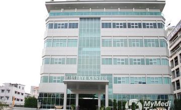 Compare Reviews, Prices & Costs of Cosmetology in Bangkok at Thai Eye Center | M-BK-2114
