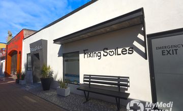 Compare Reviews, Prices & Costs of Dentistry in Los Algodones at Fixing Smiles Dental | CA1DBC