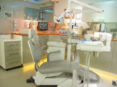 Yeni Dental Esteti̇k Center
