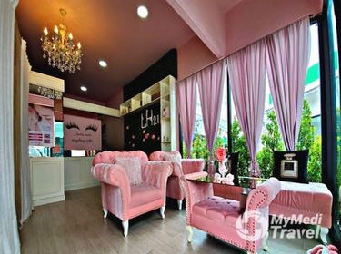 Lashhouse21
