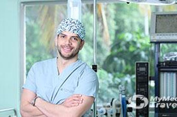 Dr. Gustavo Almanzar Plastic Surgery Clinic