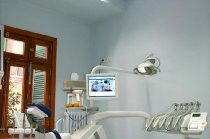 Clinica Dental Althaus & Bondulich