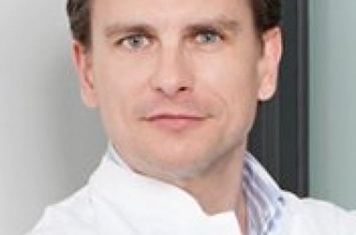 Dr Holger Klose