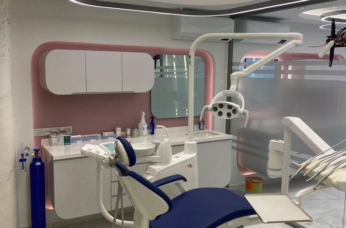 UZMANLAR Dental Clinic