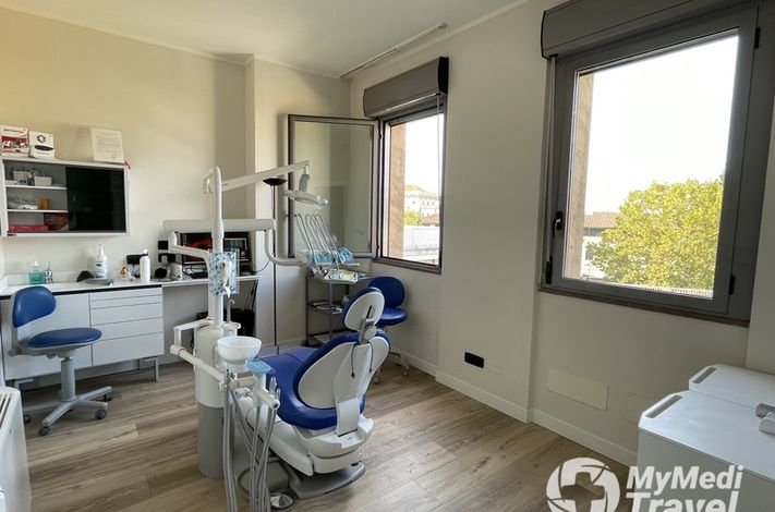 Gabriele Floria Cliniche Dentali srl
