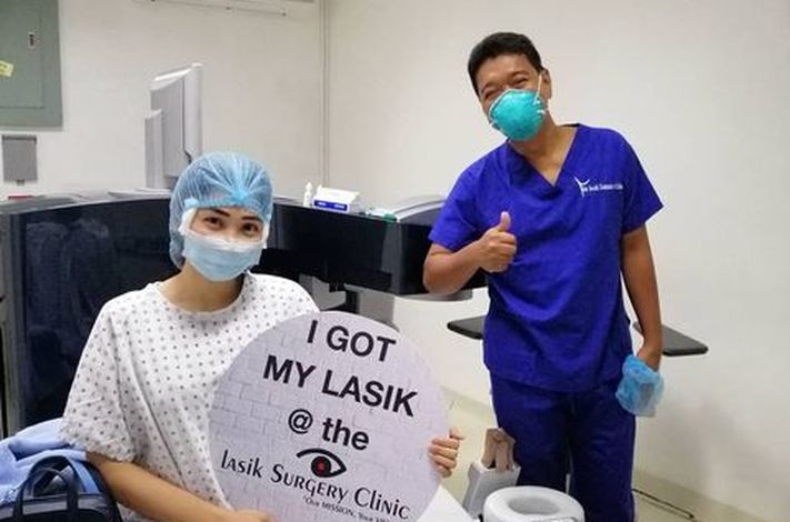 Lasik Surgery Clinic - AUFMC