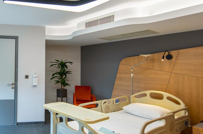 Emot Hospital